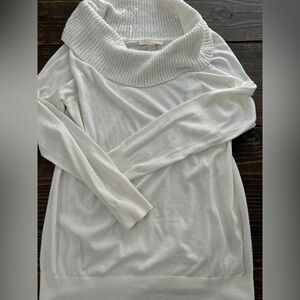 Michael Kors White Sweater with Sequence on Cow collar Size Large LIKE NEW
